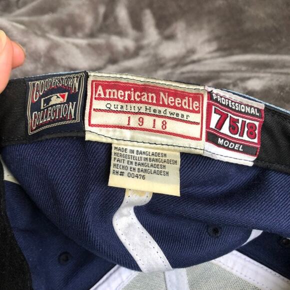 New York Yankees Hat Embroidered Fitted 7 5/8 Cooperstown Navy Baby Blue READ - Picture 9 of 13